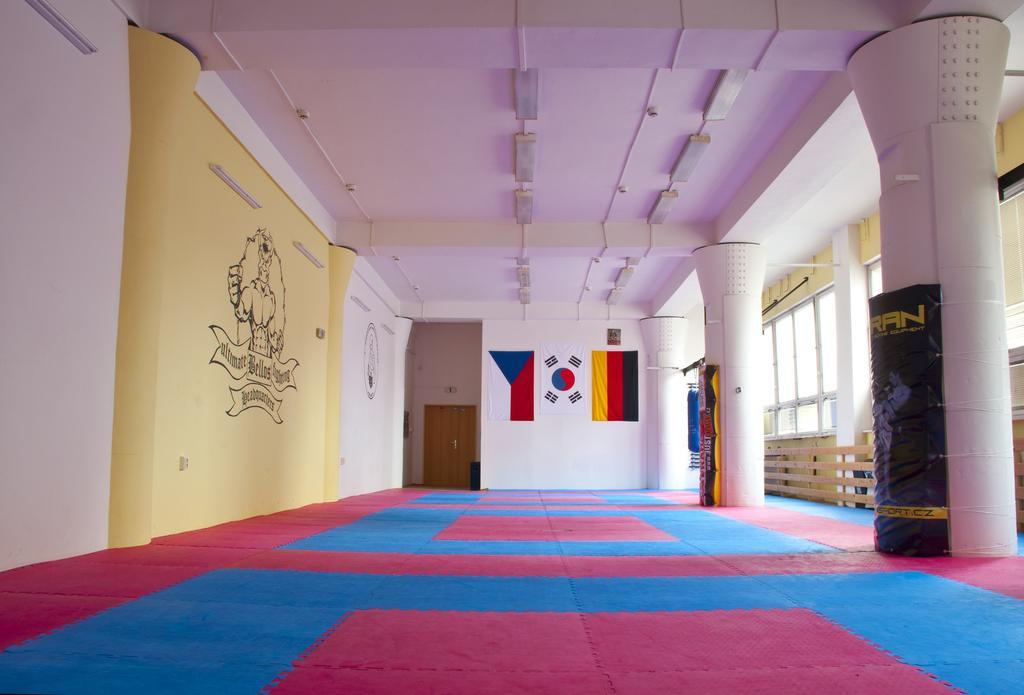 Martial Arts Sleepover Gym Vandrarhem *